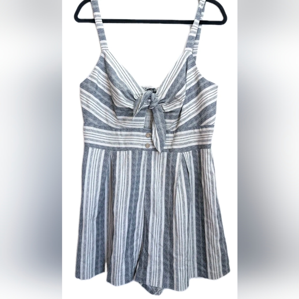 Lily Rose Linen Romper Size XL Navy Cream Stripe Smocked Faux Front Tie Coastal